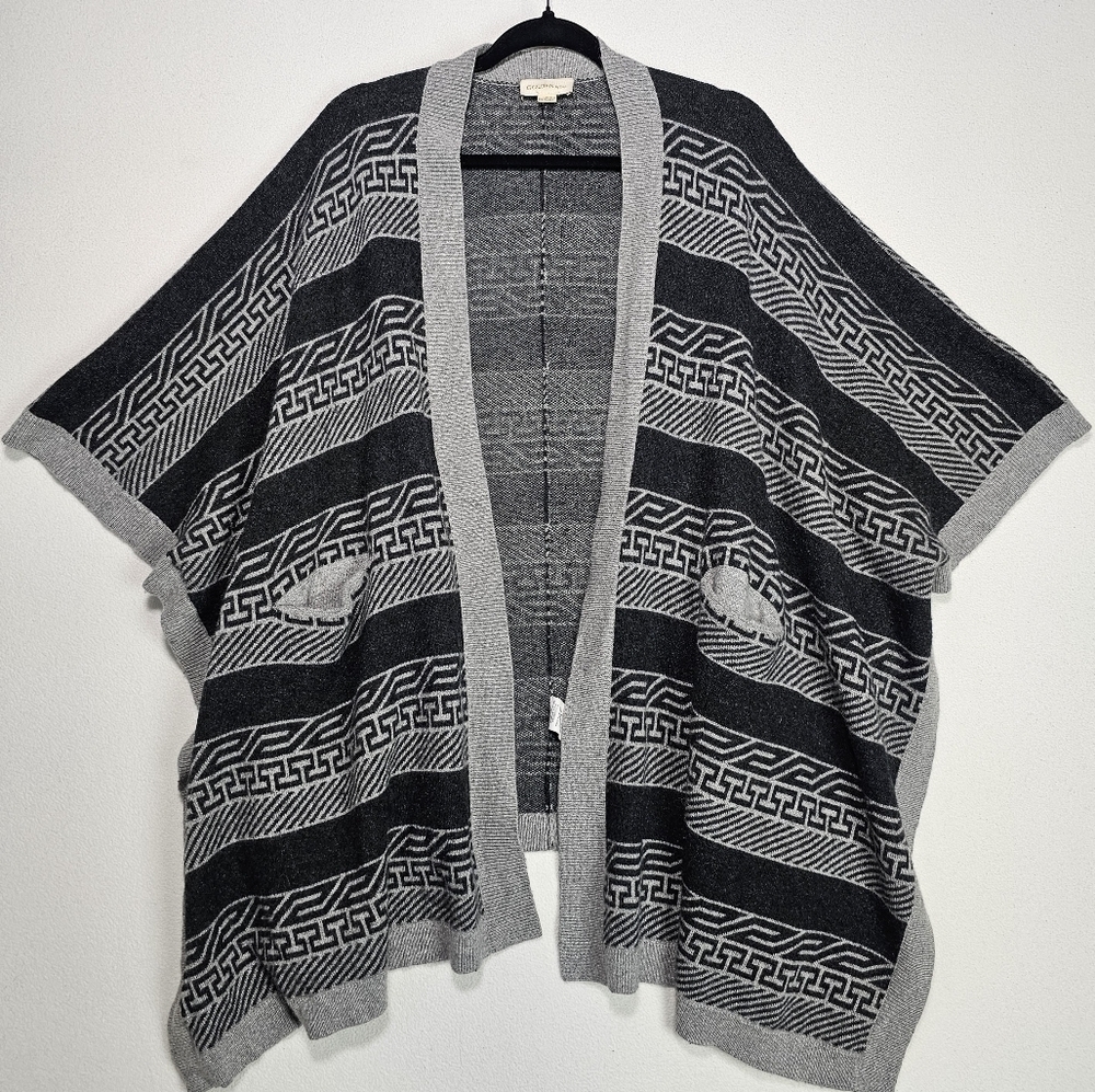 Aritzia Golden by TNA Roohan Wool Blend Open Front Poncho Size XXS